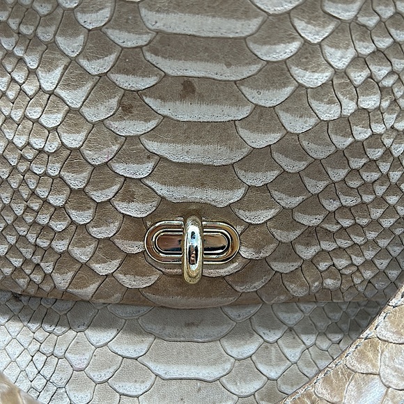Henri Bendel Beautiful Tan Reptile Skin Print Leather Handbag Purse 🌸🌸 - Picture 8 of 12